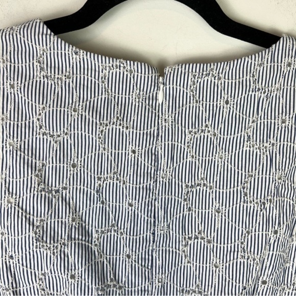 CROWN & IVY Striped Eyelet Peplum Top - Blue & White - Petite Size (PS) - Chic - Picture 6 of 7